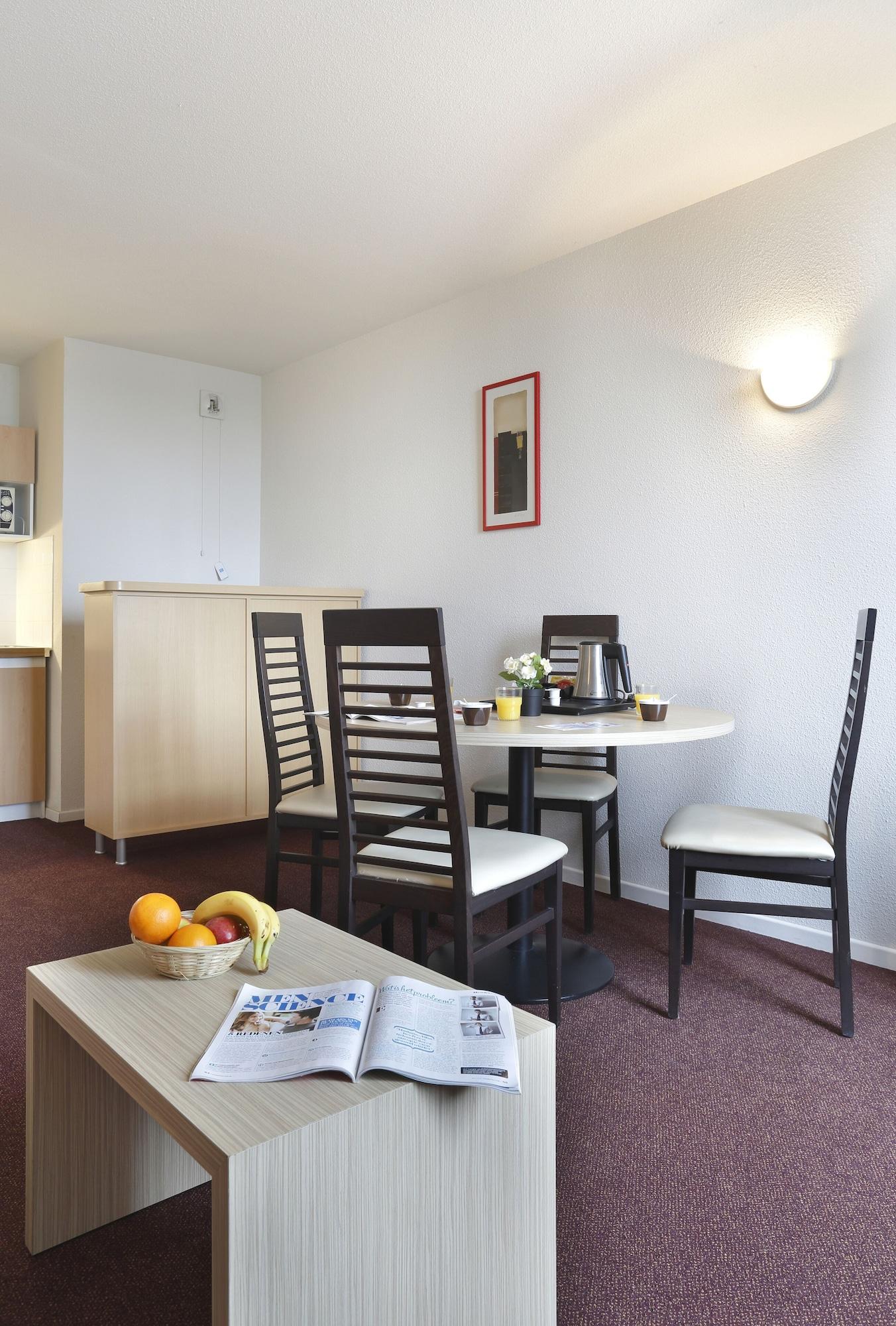 Comfort Suites & Vacanceole Les Demeures Champenoises Επερνέ Εξωτερικό φωτογραφία