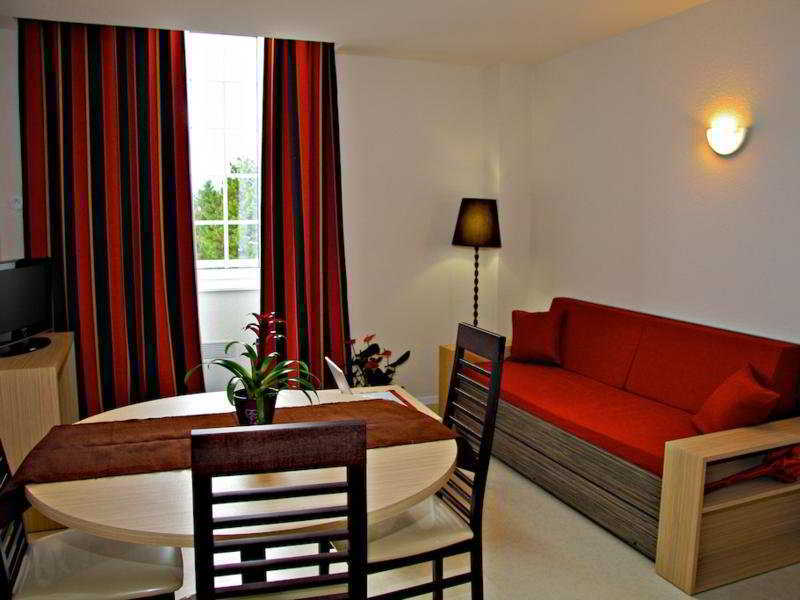 Comfort Suites & Vacanceole Les Demeures Champenoises Επερνέ Εξωτερικό φωτογραφία